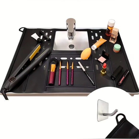 Other - Sink Makeup May- only Black color available